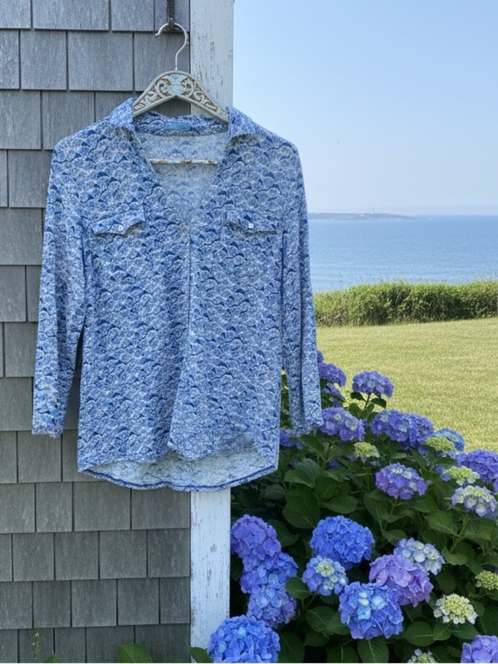 JM Laughlin top